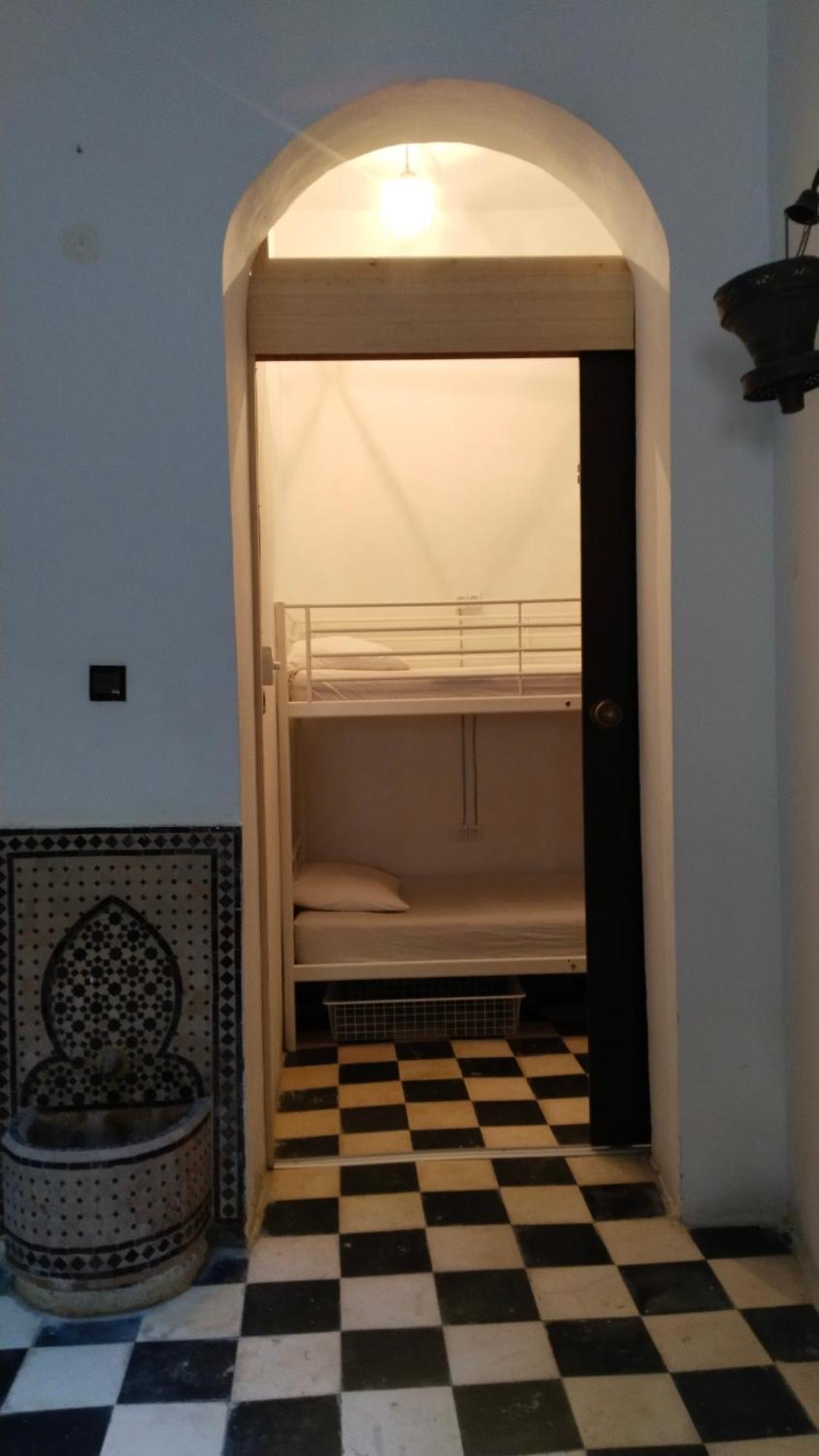 Bed and Breakfast Dar Gara Tangeri Esterno foto